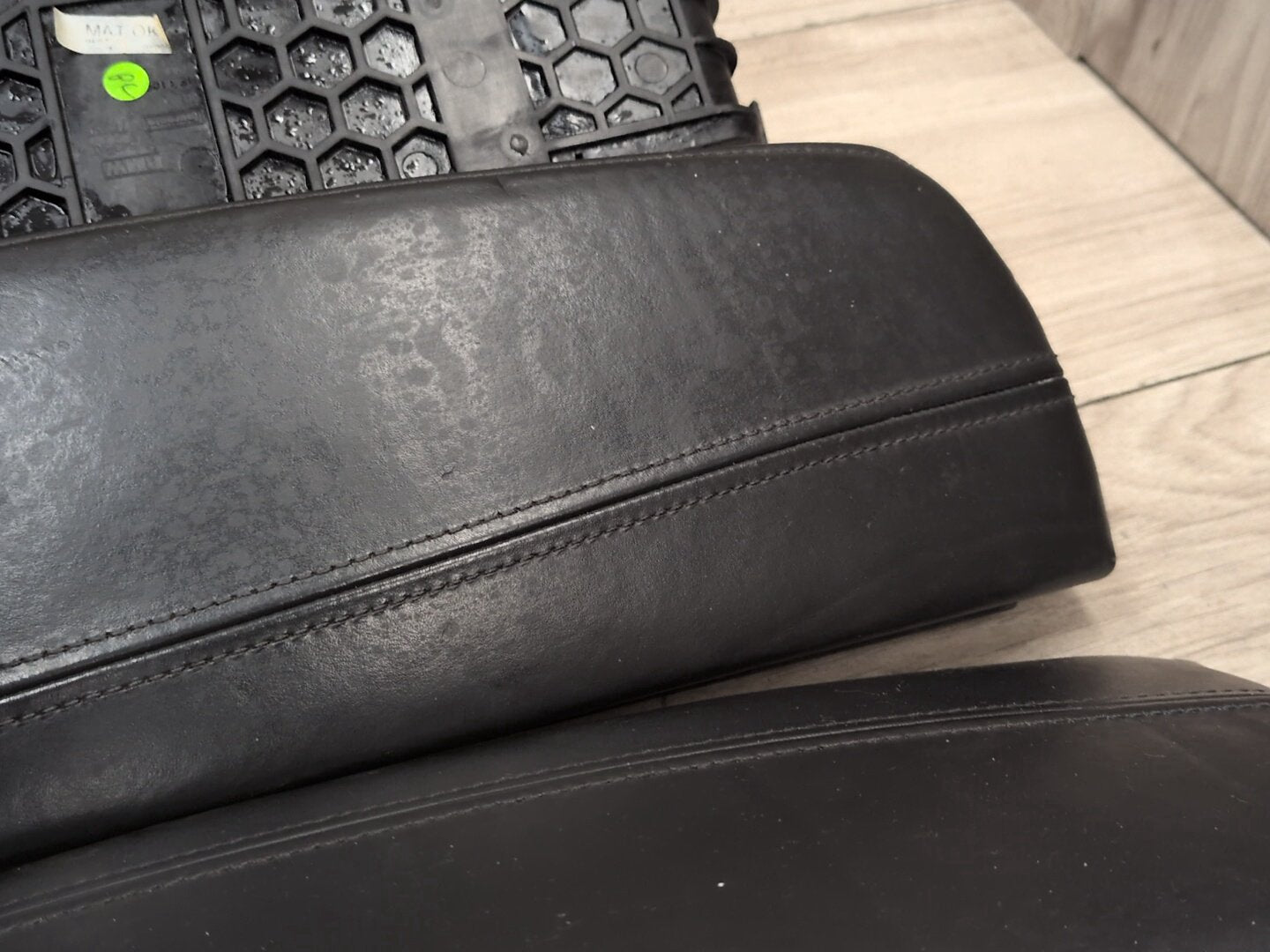 2007-2013 BMW X5 E70 Center Console Armrest Arm Rest 6969544
