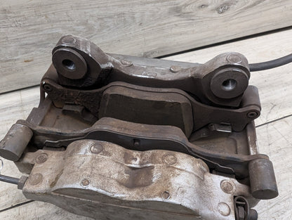 NOTE* OEM BMW G05 G06 40 G20 G22 G23 G26 430 G30 Front Left Driver Brake Caliper