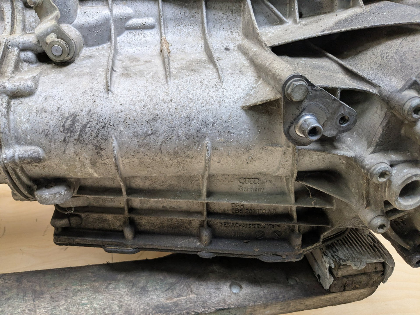 2008 - 2017 Audi S5 8T Automatic Transmission Assembly 0B5300056C