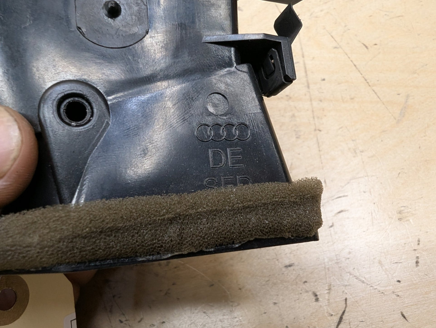 2011-2017 Audi RS5 8T Dashboard Dash Board Right Passenger Air Vent 8T1820902G OEM