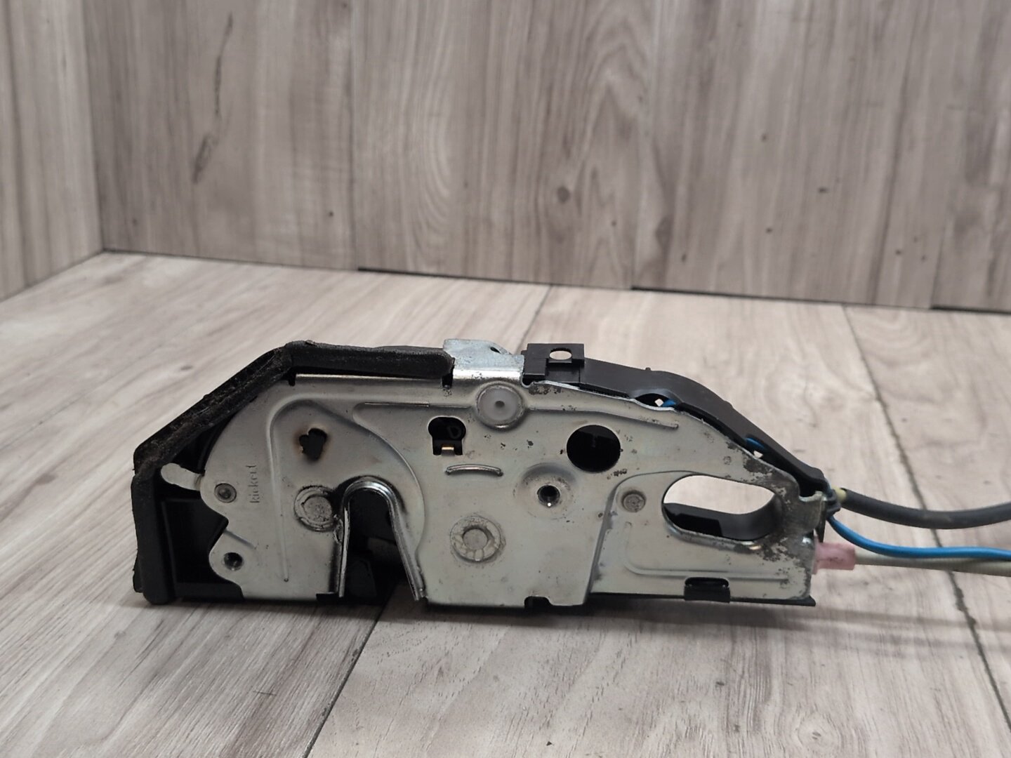 2012-2018 BMW M6 F06 Rear Right Passenger Door Latch Lock Actuator w/ Soft Close 7276322