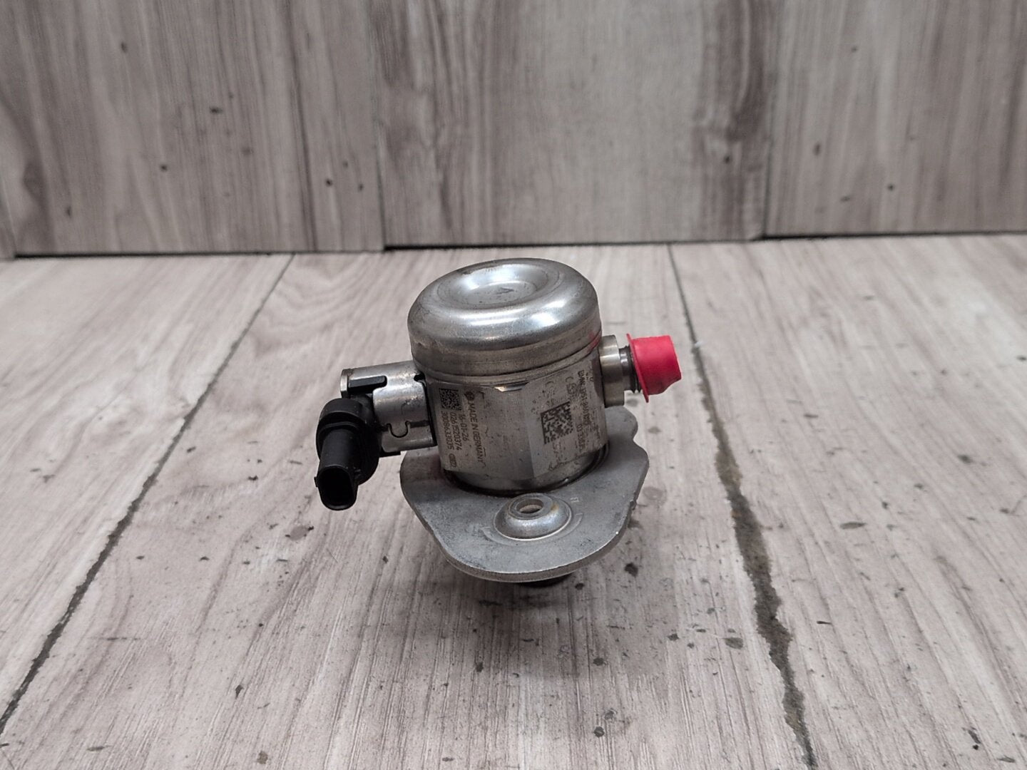 16-20 OEM BMW G11 G12 750 G30 M550 Engine N63R HPFP High Pressure Fuel Pump 1-4