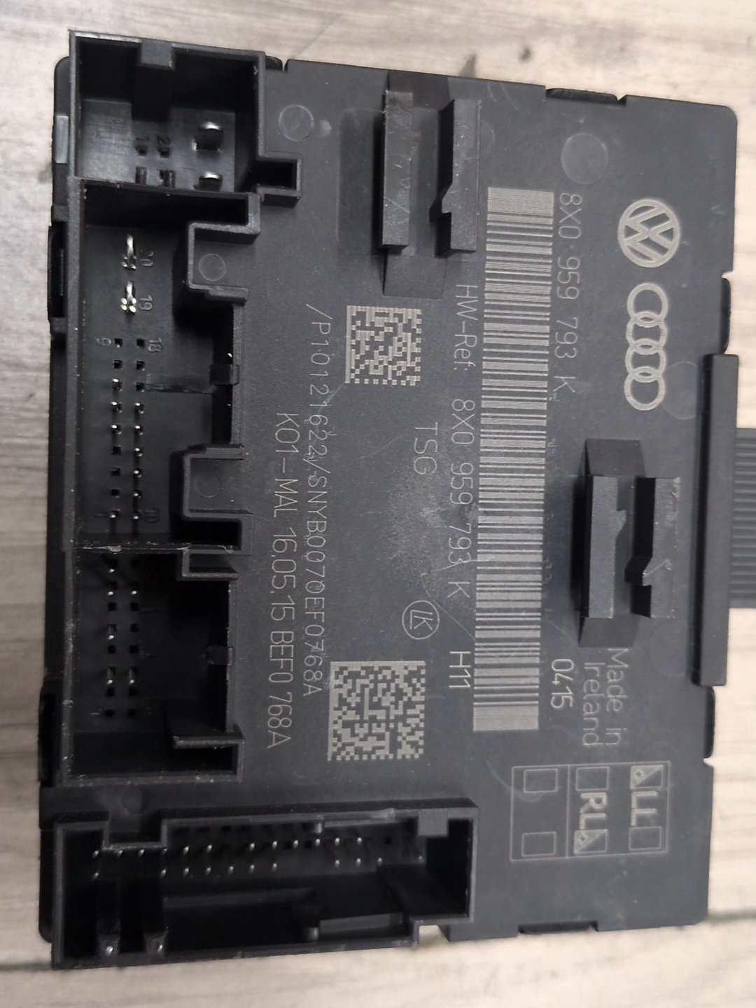 15-18 OEM Audi Q3 Front Left Driver Side Door Window Control Module