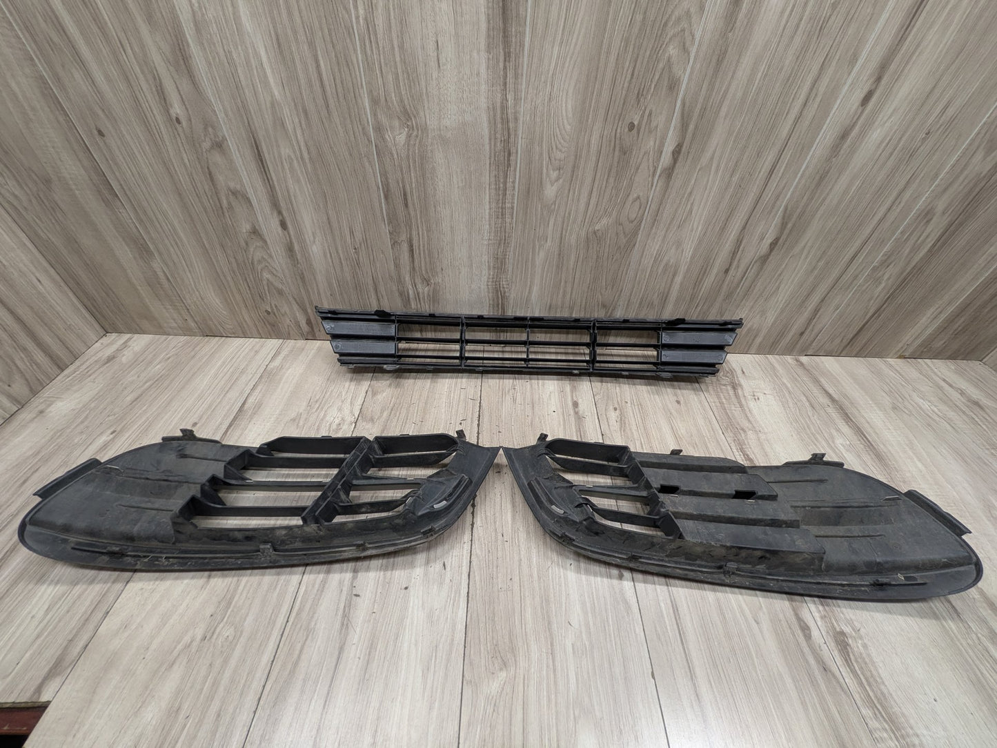 2011 - 2016 BMW 535i F10 Front Left Right Center Bumper Cover Grilles SET 7331728 N55B30A