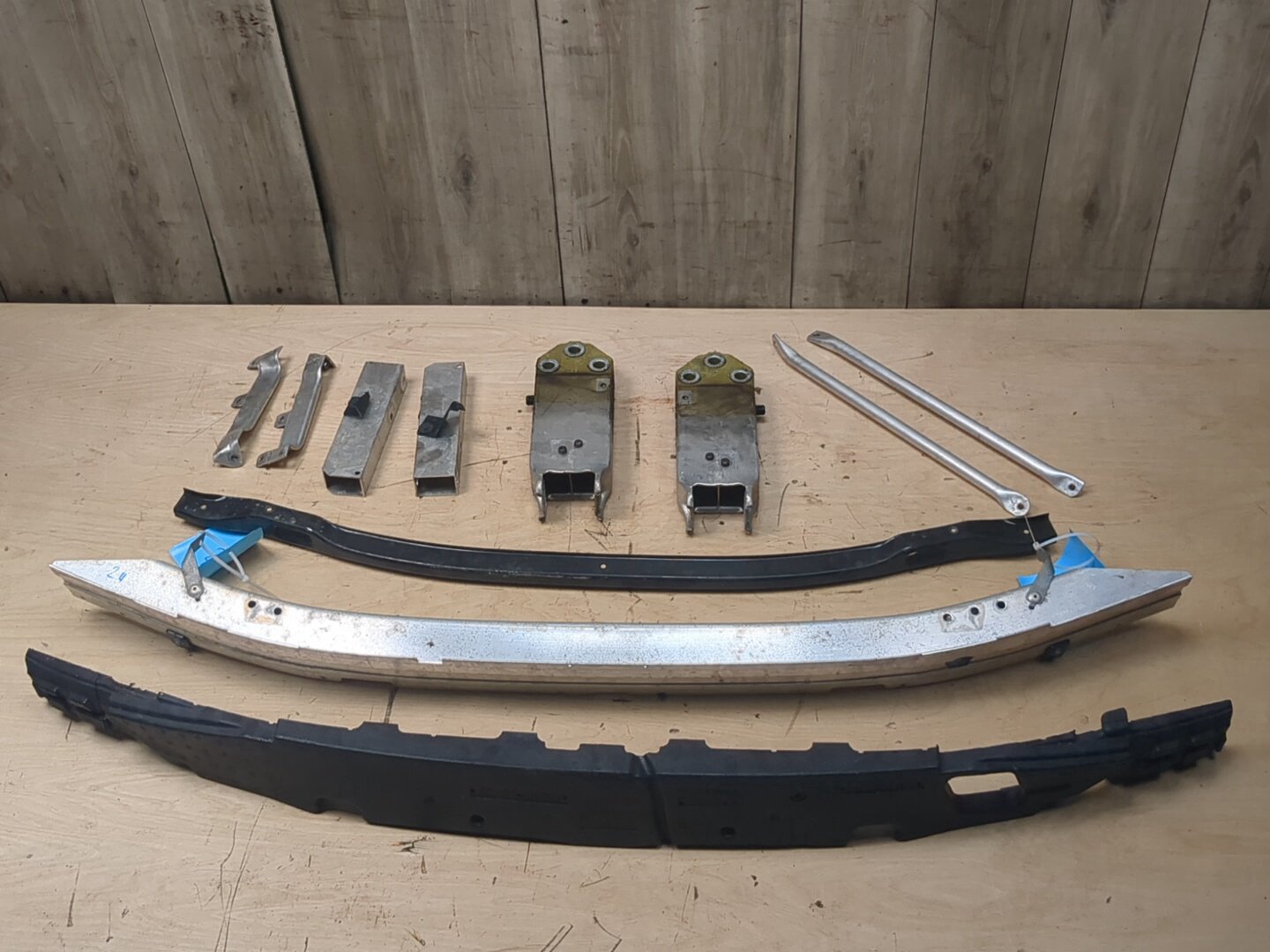 2011 - 2016 BMW 528i F10 Front Bumper Reinforcement Rebar Bar 7200706 N20B20O0