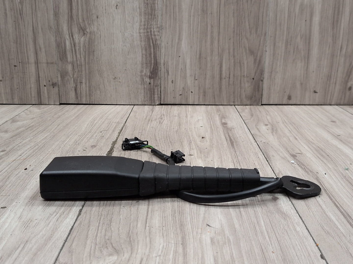2008-2017 Audi S5 8T Front Right Passenger Seatbelt Seat Belt Buckle 8K0857756C OEM