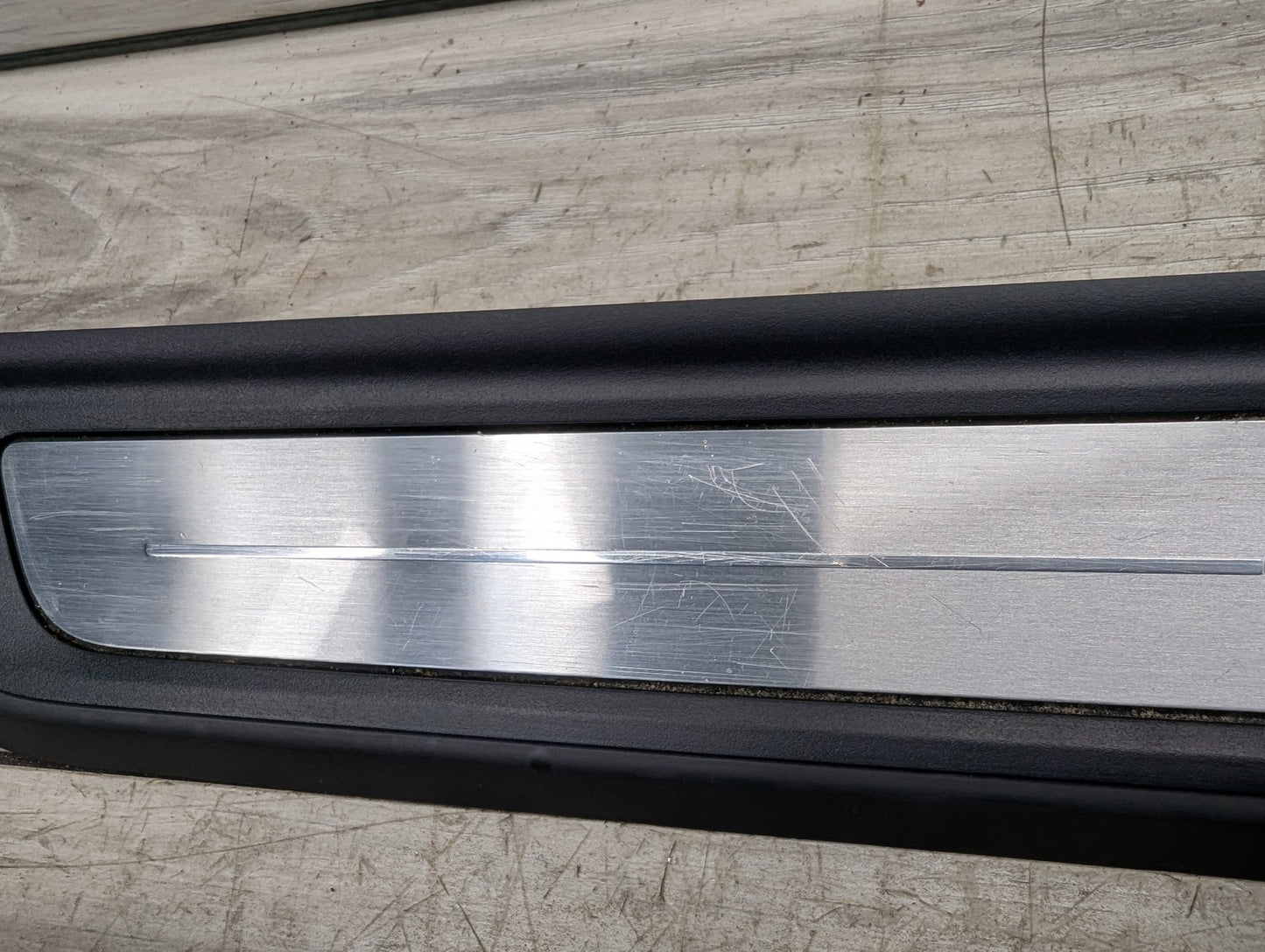 2019 - 2026 BMW 330i G20 Front Left Right Scuff Plate Door Sill SET 7407377 B46B20O1