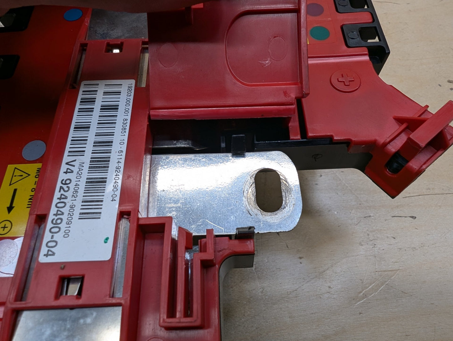 OEM BMW F02 F06 F10 F12 F13 G30 M5 M6 Battery Rear Power Distribution Fuse Box