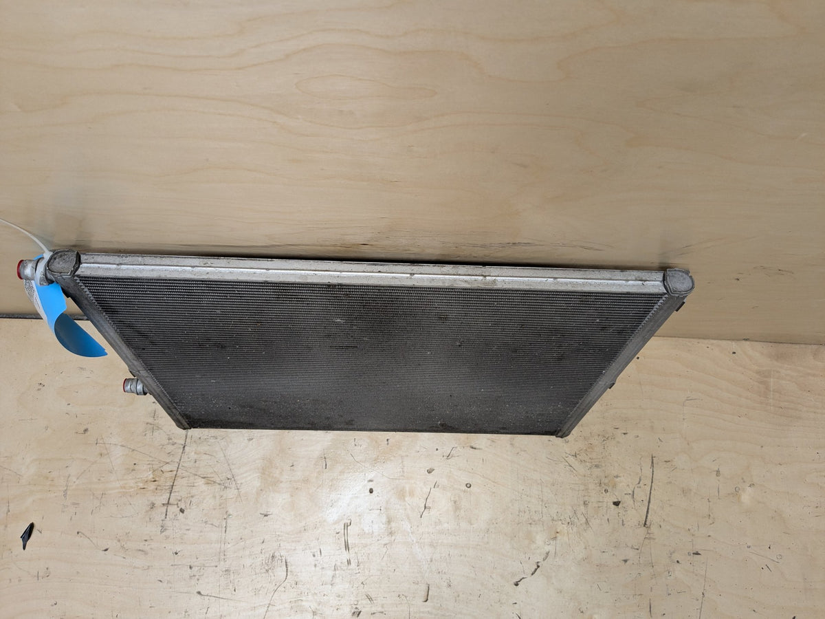 2016-2019 BMW 740i G12 Cooling Condenser 8664919 OEM