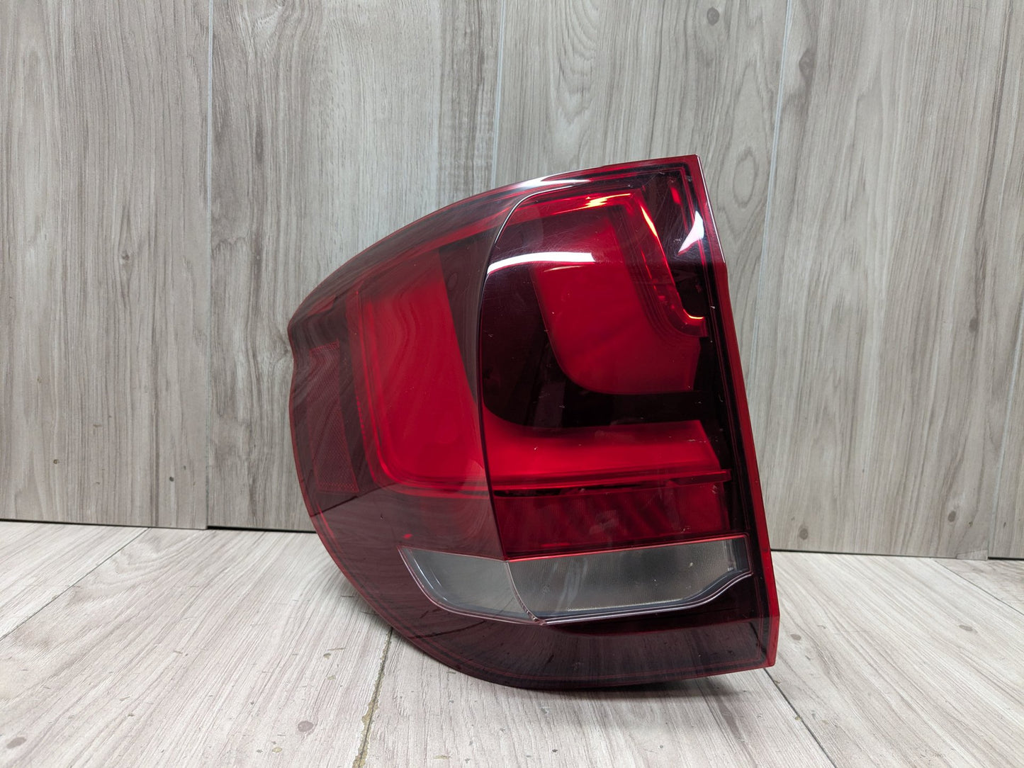2014 - 2018 BMW X5 F85 Rear Left Driver Outer Tail Light 7290103 S63B44T2