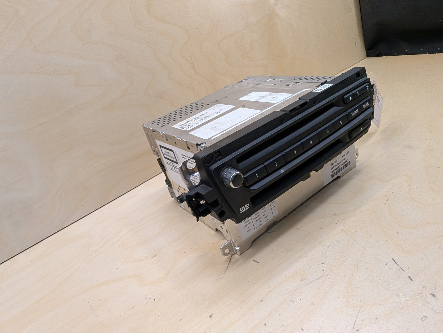 06-08 OEM BMW E90 E92 E93 335 M3 CCC Navigation Headunit CD DVD FM Radio Tuner