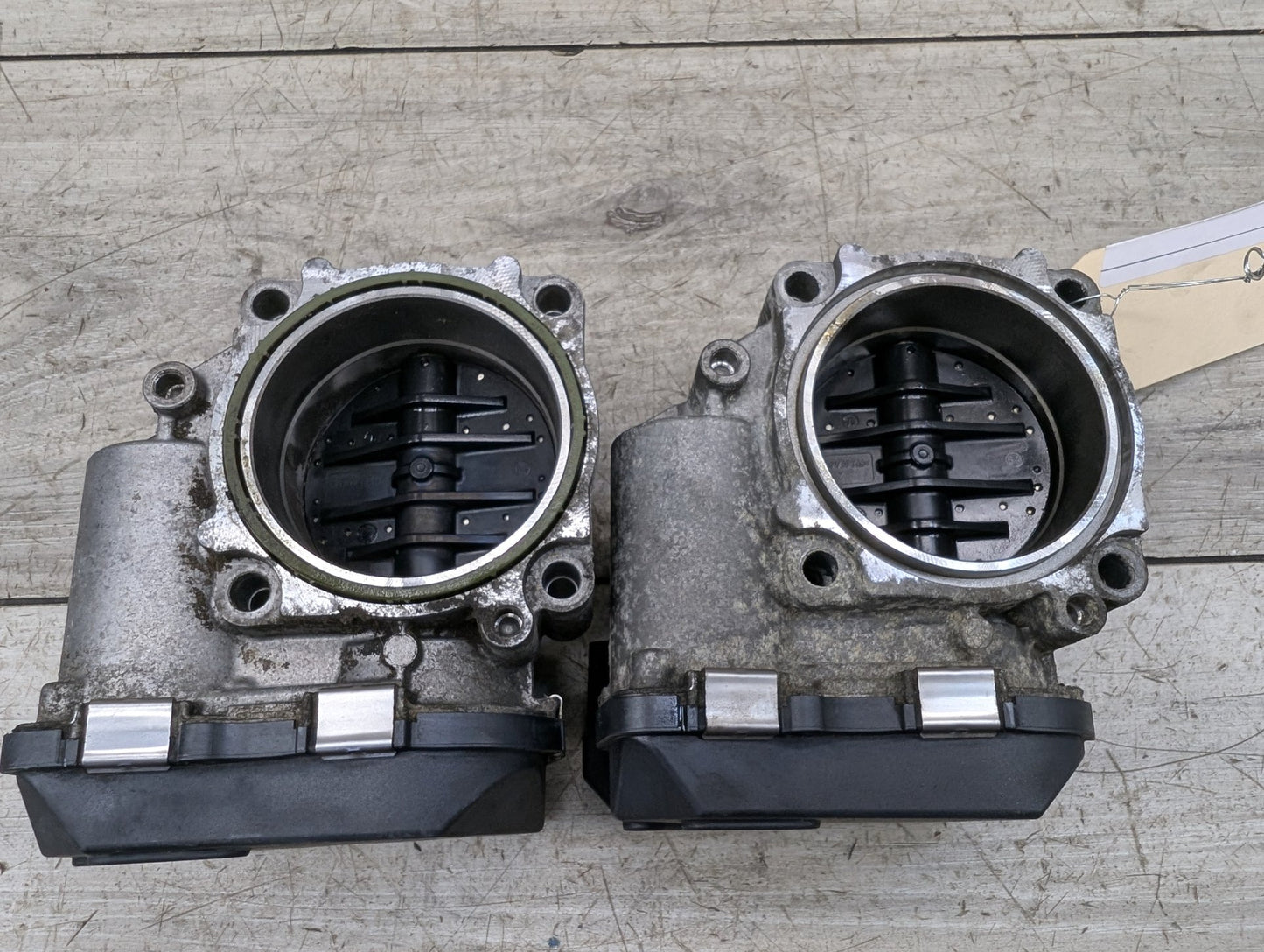 10-19 BMW F10 F12 F13 F01 F02 F15 S63 Intake Manifold Throttle Housing Assembly