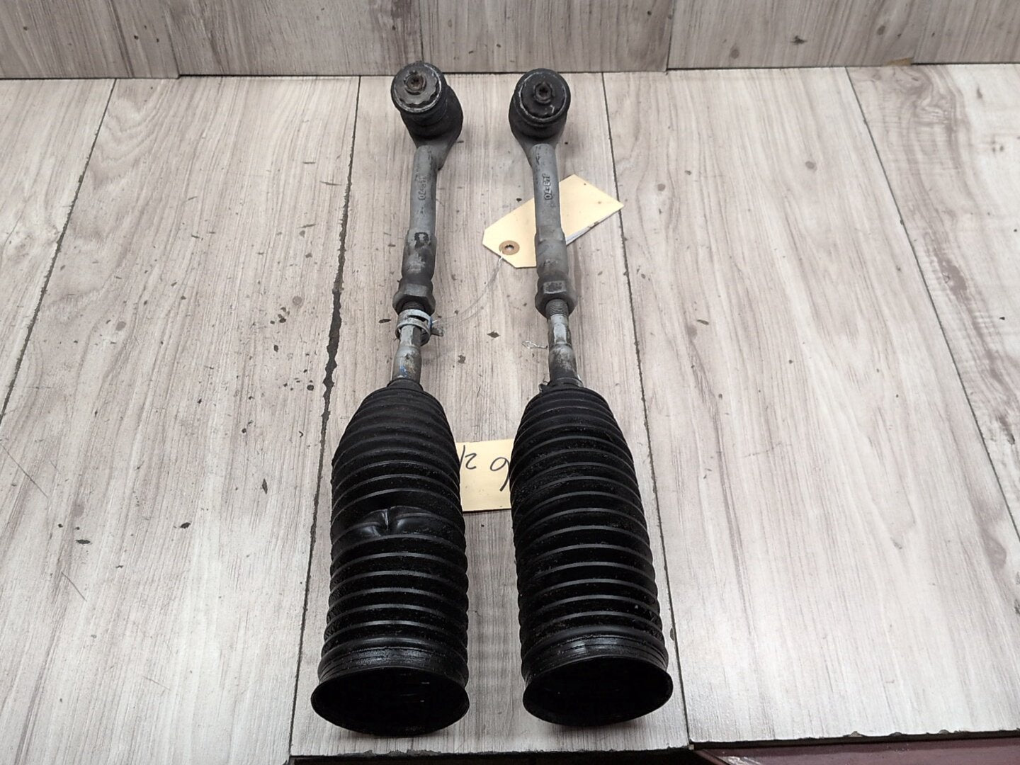 2007-2013 BMW X5 E70 Left Right Tie Rod W/ Boot SET 6793496