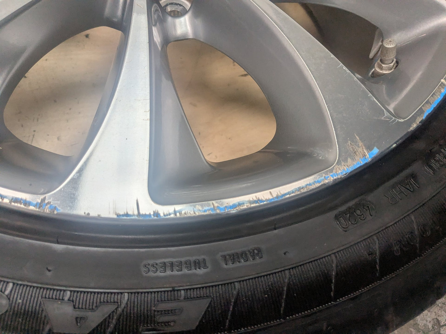 2011 - 2016 BMW 528i F10 Wheel Rim SET 6857665 N20B20O0