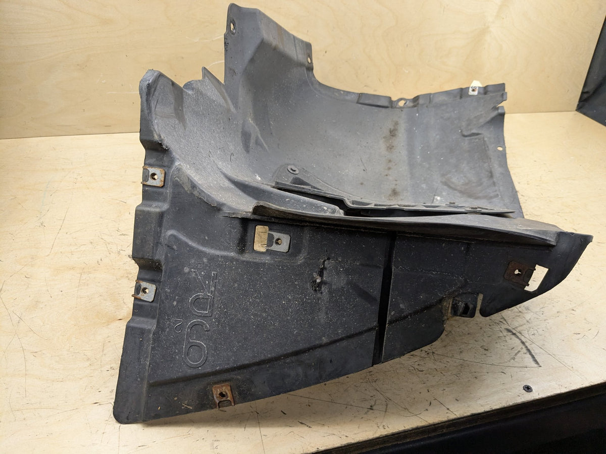 2007-2013 BMW 328i E92 Front Right Passenger Fender Liner Splash Guard 7162832