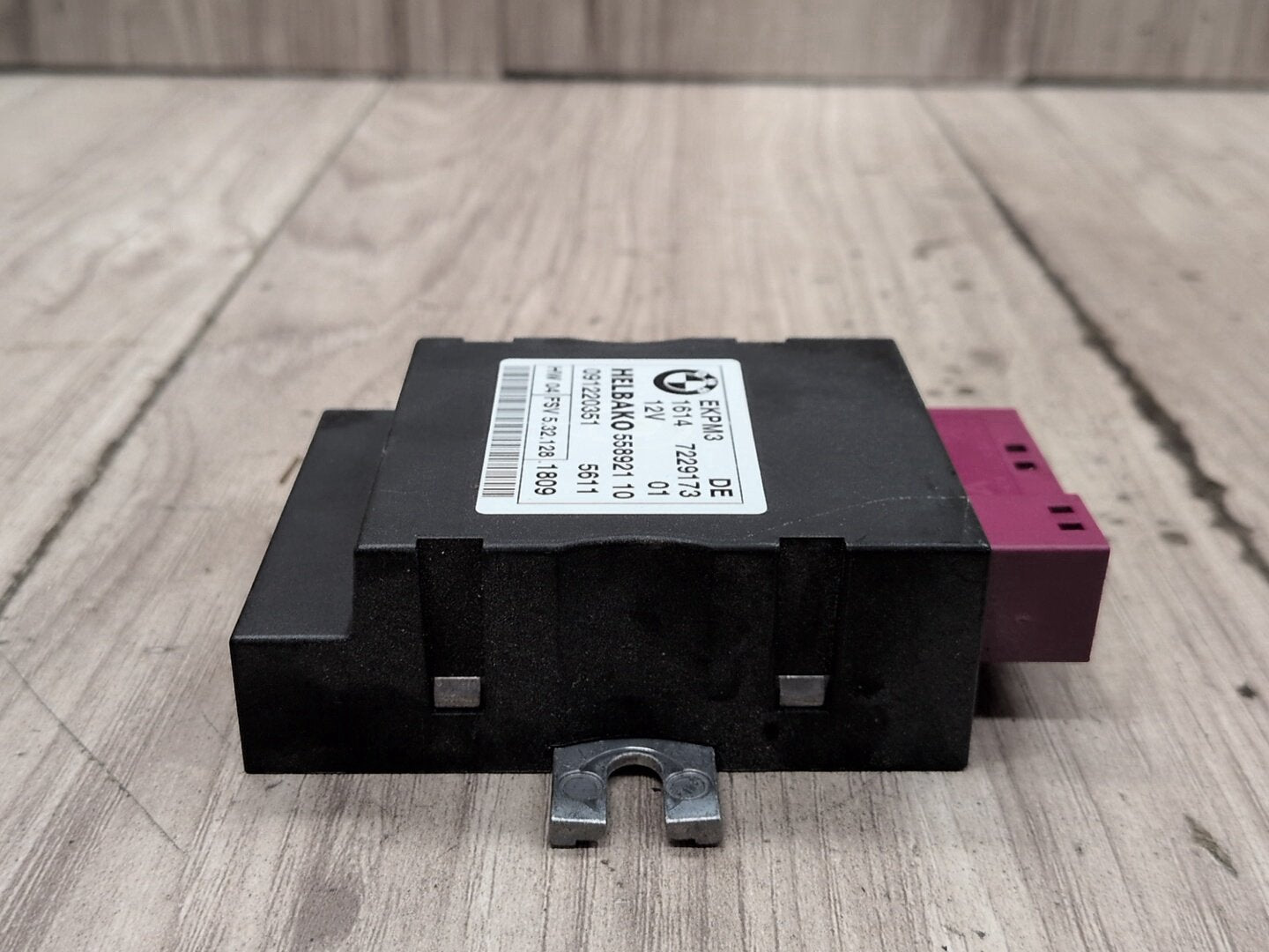 OEM BMW E70 E82 E90 E92 E93 N54 N55 Helbako Fuel Pump Relay Control Module EKPM3