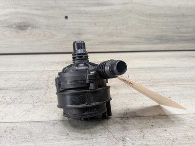 *OEM BMW G01 G05 G20 G22 G30 G42 G80 G82 G83 M3 M4 Engine Auxiliary Water Pump
