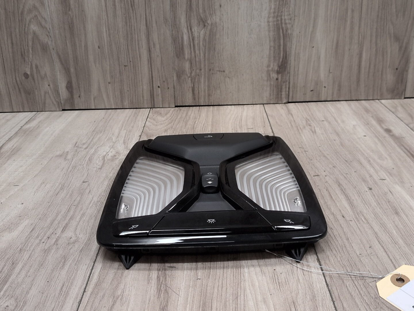 OEM BMW G01 G02 G05 G20 G30 330 M340 Front Roof Console Dome Light SOS Switch