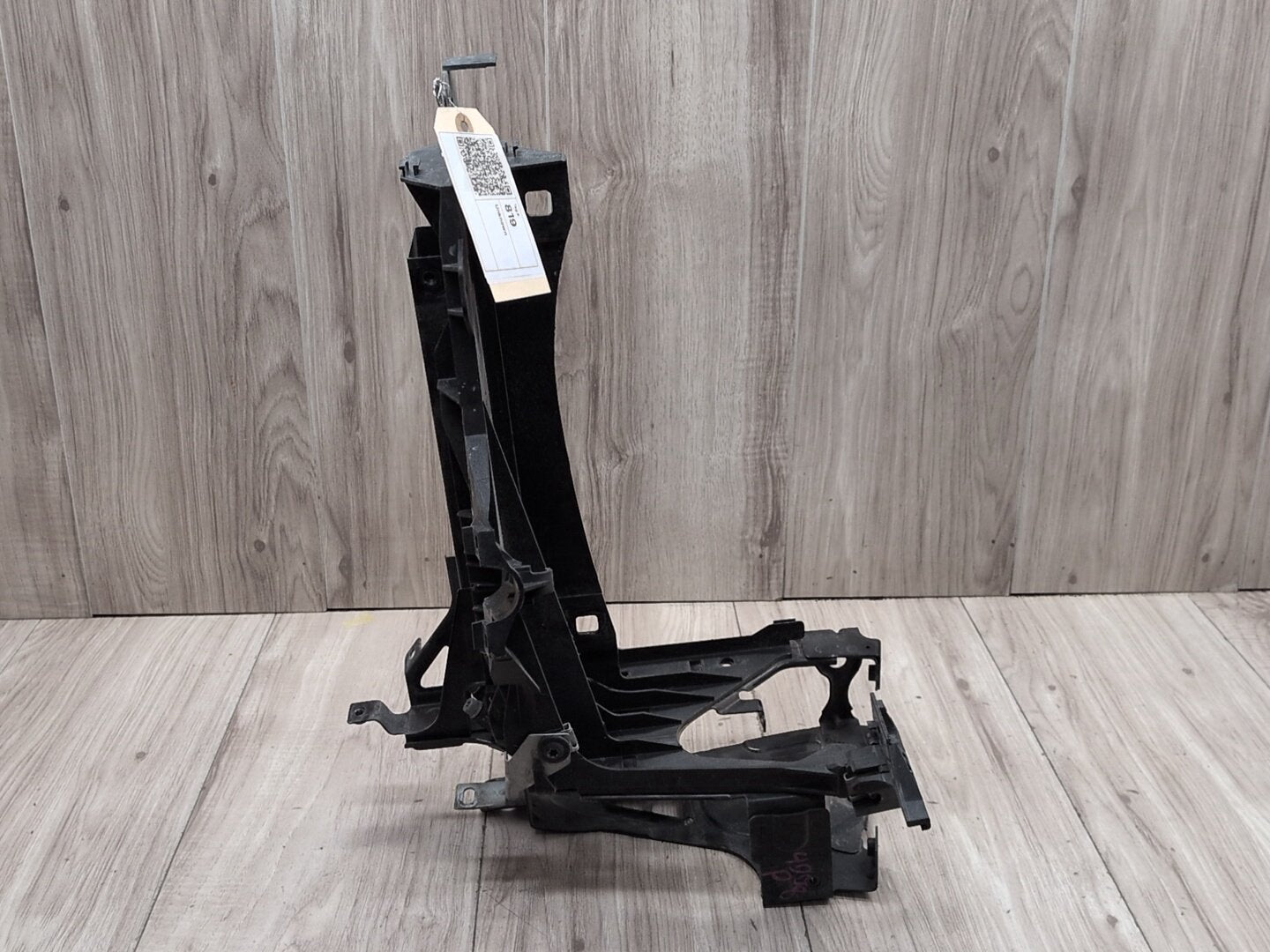 OEM BMW F01 F02 740 750 760 Front Right Passenger Headlight Support Bracket