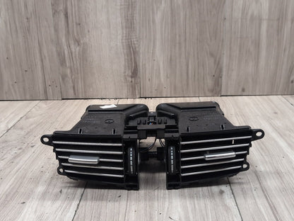 2009-2012 Mercedes-Benz E550 W212 Dashboard Dash Board Middle Center Air Vent A2128302554 OEM