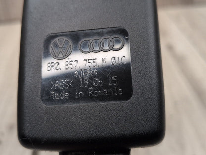 2015-2018 Audi Q3 8U Front Left Driver Seatbelt Seat Belt Buckle 8R0857755M