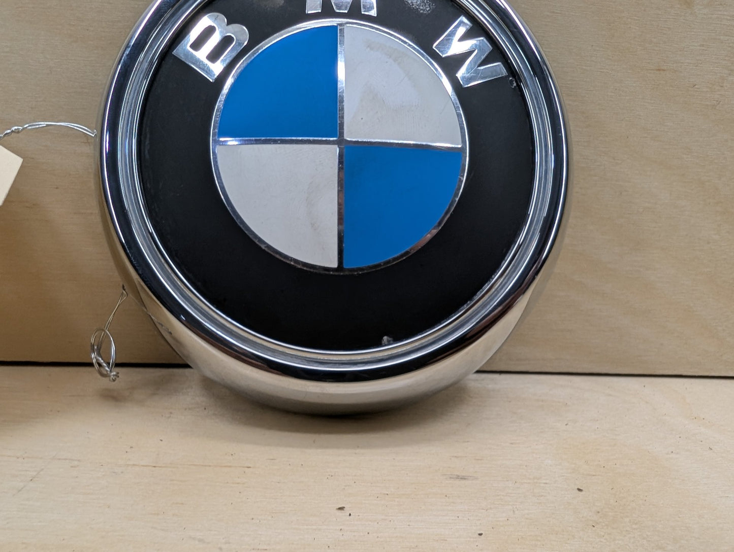 2011-2016 BMW X3 F25- Liftgate Trunk Lid Emblem PN: 7364375
