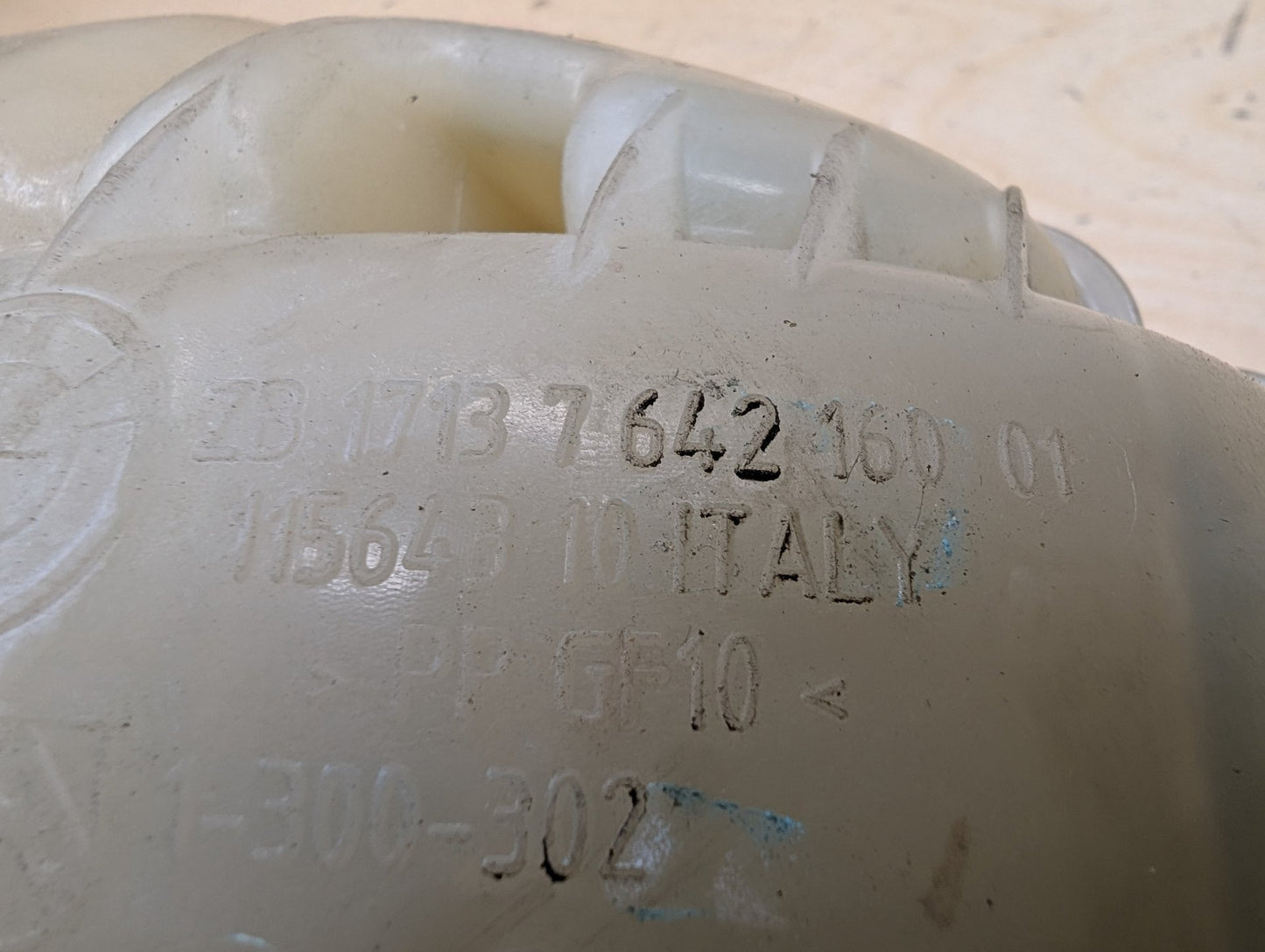 2012-2018 BMW14-16 OEM BMW F22 F30 F32 F33 F36 N55 Coolant Expansion Bottle Tank Reservoir 328i F30 Coolant Expansion Tank Reservoir 7642160