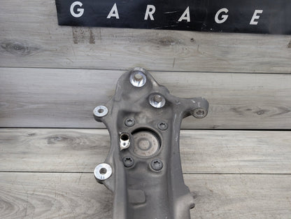 OEM BMW G30 G15 G16 530 540 RWD Front Right Hub Spindle Knuckle Wheel Bearing
