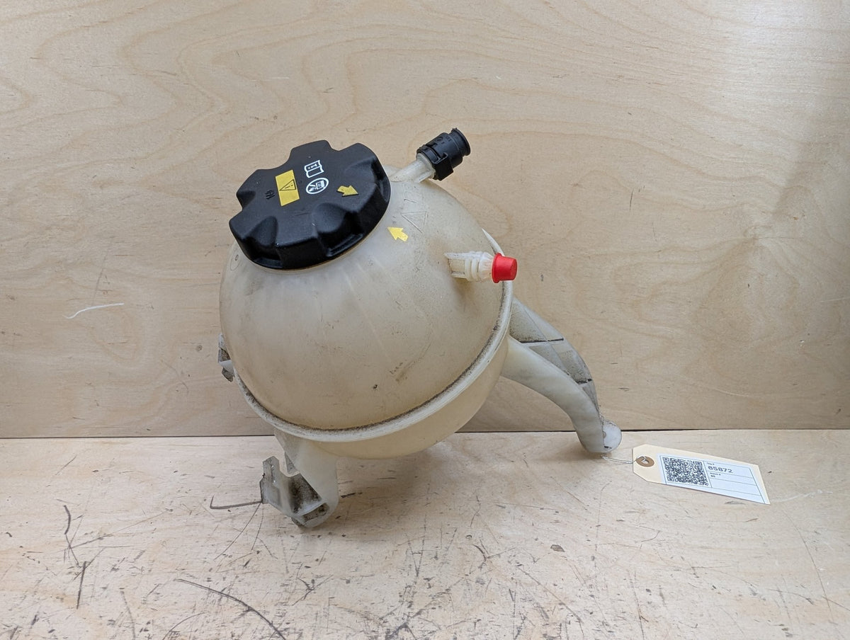 2019-2026 BMW X5 G05 Coolant Expansion Tank Reservoir 8610662 OEM