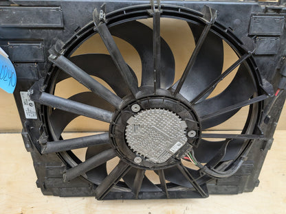 2017-2023 BMW 530i G30 Radiator Fan Shroud Housing w/ Motor 7953400