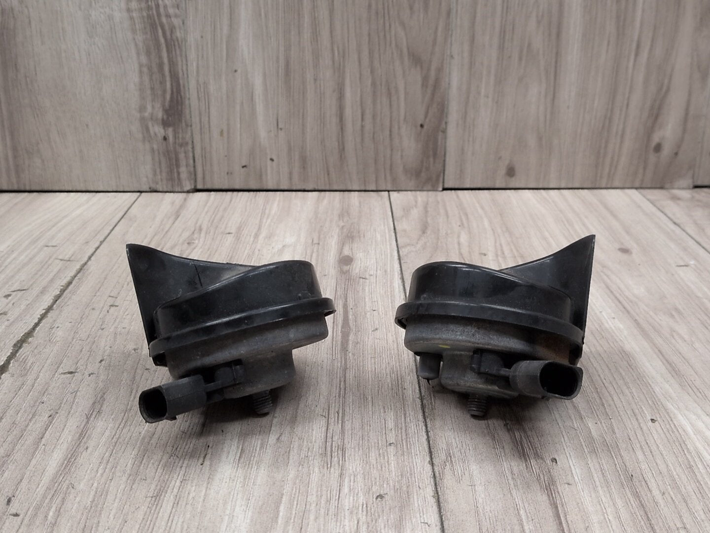 2011 - 2016 BMW 535i F10 Alarm Horns SET 7279781 N55B30A