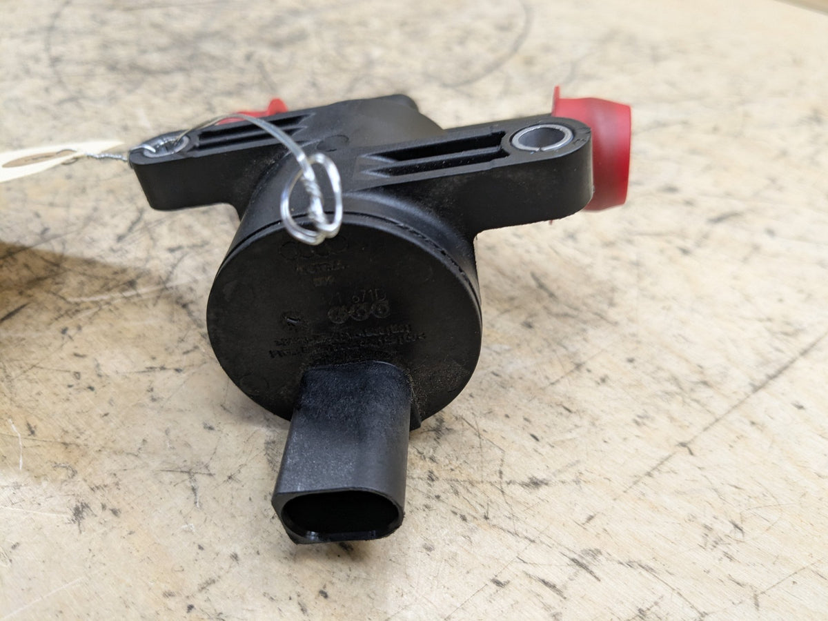 2012-2018 Audi A6 C7 Turbo Boost Pressure Solenoid Valve 4H0121671D
