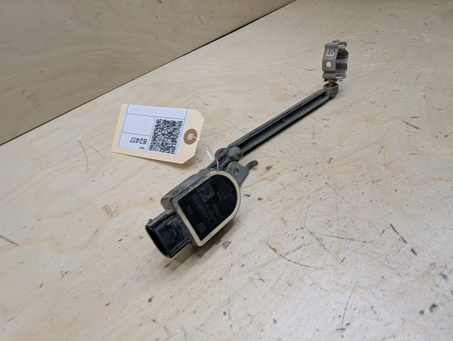 OEM BMW F10 F22 F30 F32 F36 F80 F82 M4 Front Rear Left Right Height Level Sensor