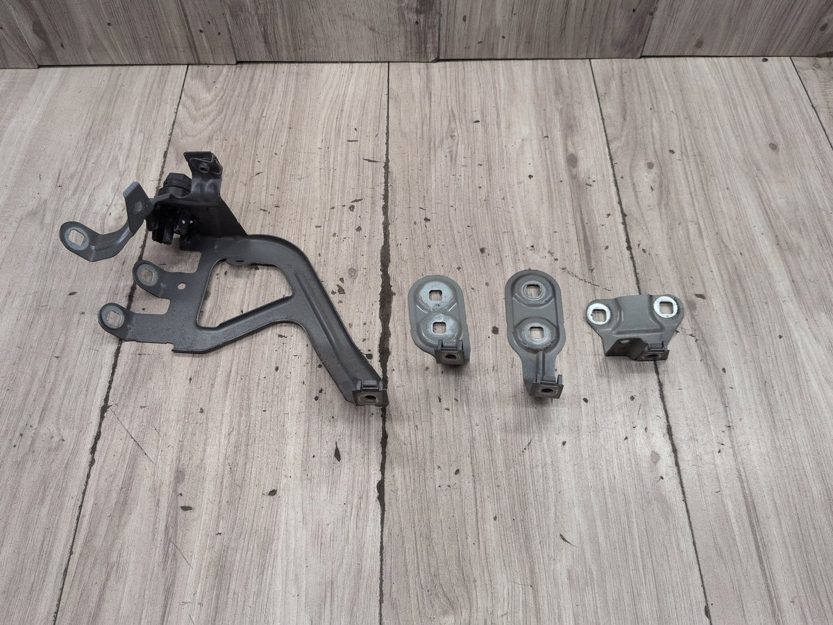 11-16 OEM BMW F10 528 550 Front Left Driver Side Fender Bracket Wing Holder SET