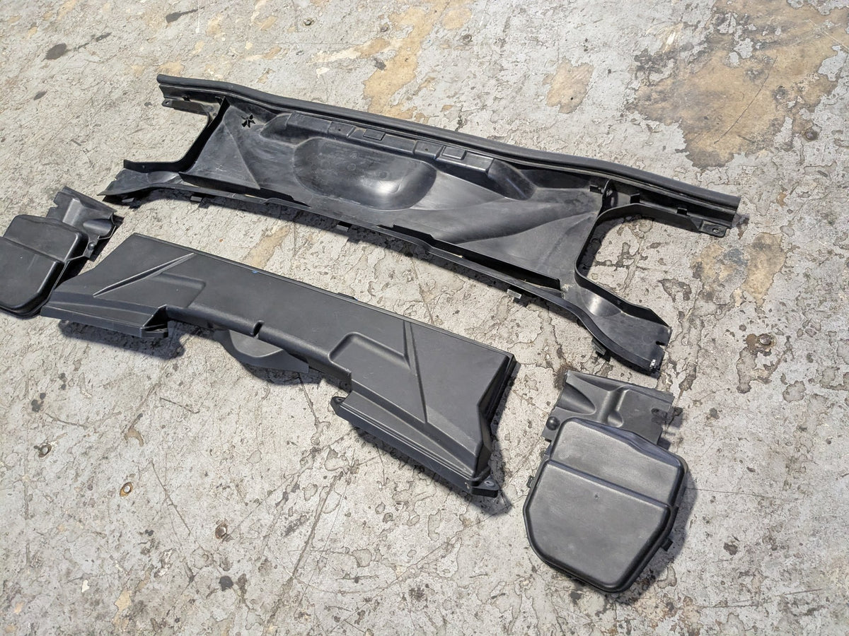 06-13 OEM BMW E90 E91 E92 E93 Cabin Air Filter Cowl Housing Lower Upper SET