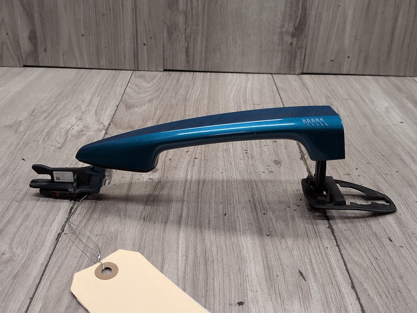 2015 - 2019 BMW X6 F86 Front or Rear Right Passenger Exterior Door Handle w/ Comfort Access 8068462 S63B44T2