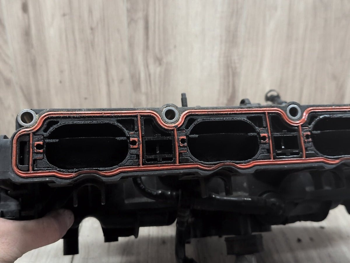2015-2018 Audi 8U Q3 CCTA Engine Motor Intake Manifold 06J133185F