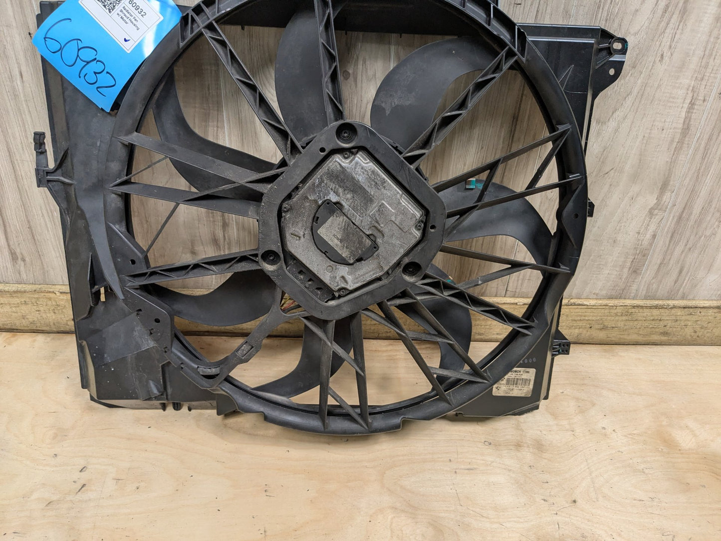 07-13 OEM BMW E82 E88 E90 E92 E93 N52 Radiator Cooling Auxiliary Fan 600W