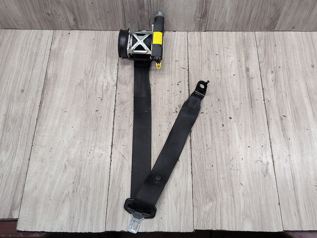 2009-2012 Mercedes-Benz E550 W212 Rear Right Passenger Seatbelt Seat Belt Retractor A2128600485 OEM