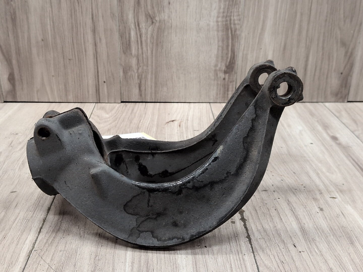 2015 - 2019 BMW X6 F86 Front Left Driver Spring Strut Shock Absorber Bracket 6851591 S63B44T2