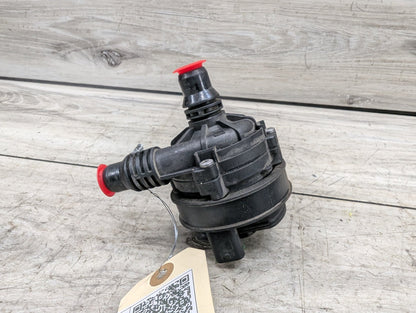 *OEM BMW G01 G05 G20 G22 G30 G42 G80 G82 G83 M3 M4 Engine Auxiliary Water Pump