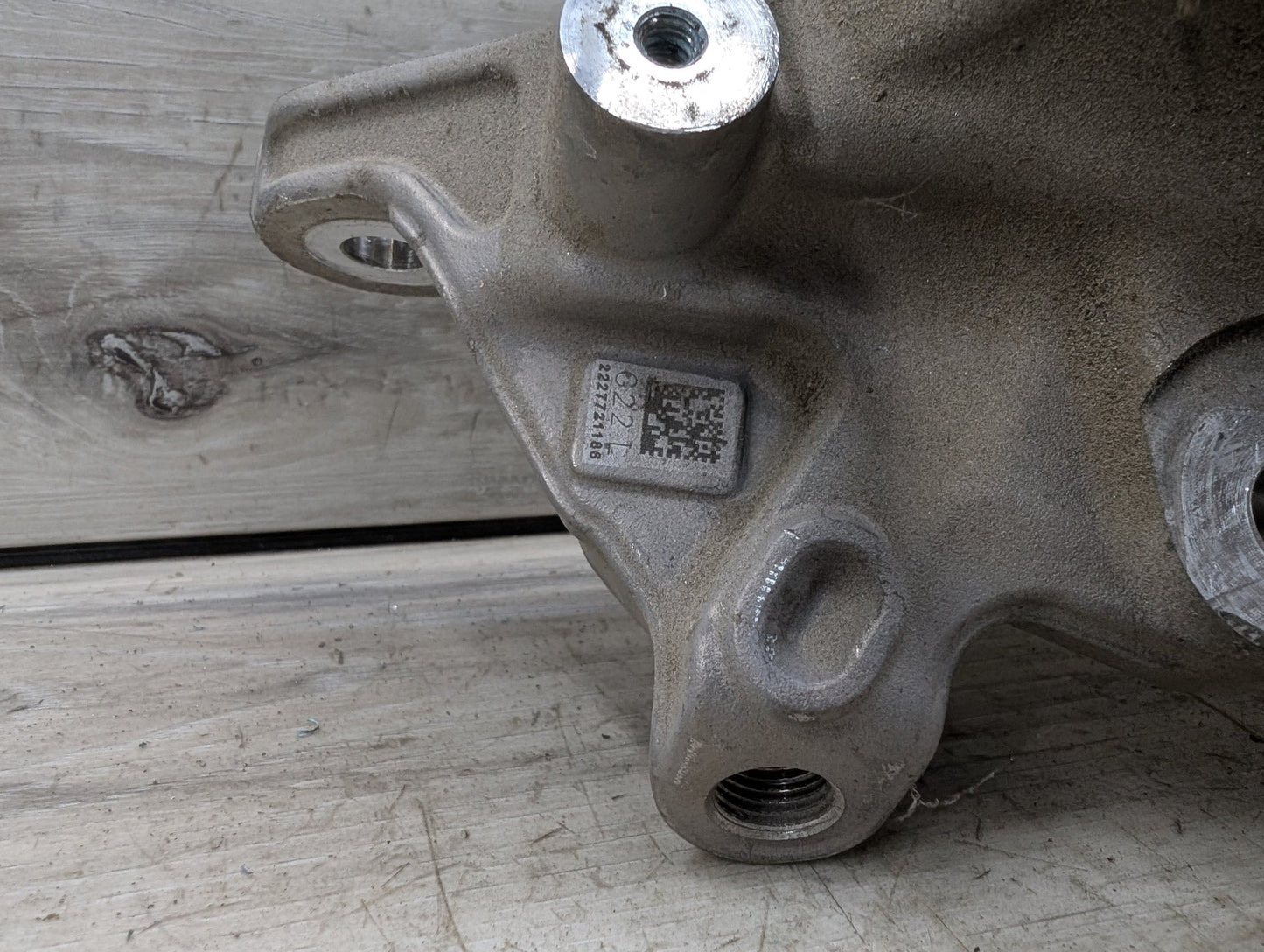 21-25 OEM BMW G22 G23 430 M440 REAR Left Driver Side Knuckle Hub Spindle Bearing