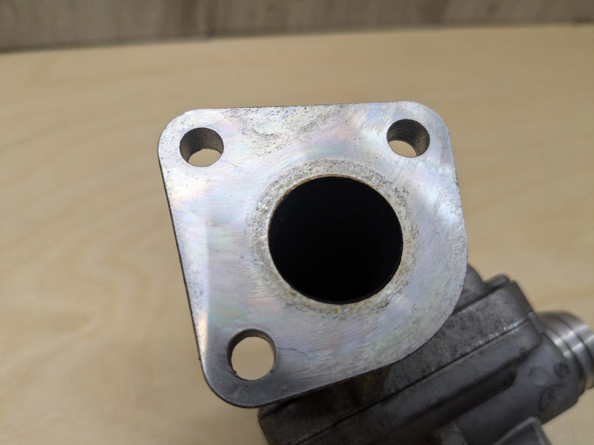 2009-2011 Mercedes-Benz SLK-Class R171 Engine Motor Air Valve A0021407510