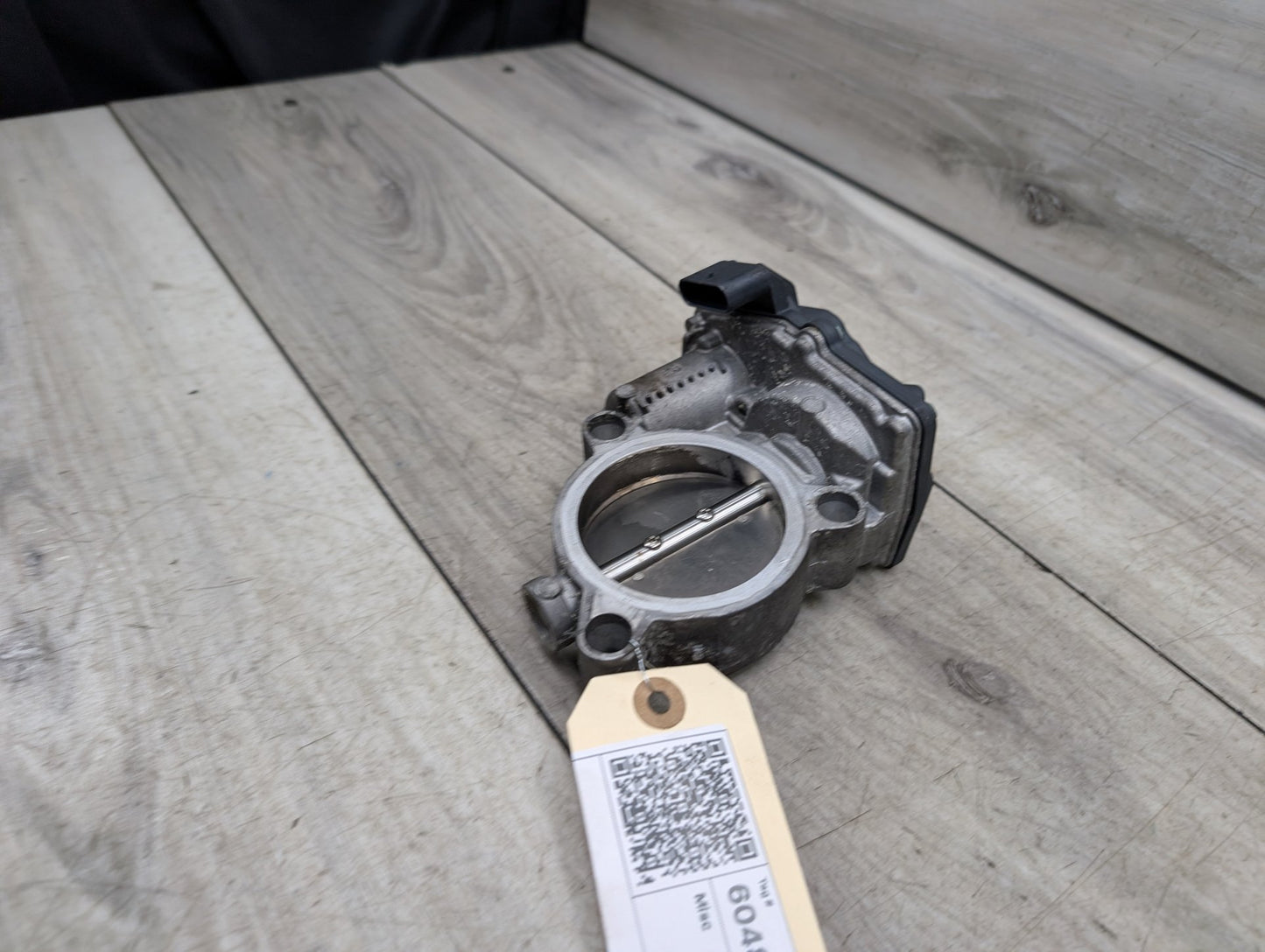 BMW G12 750Li N63B44O2 Engine Motor Throttle Body 7619008