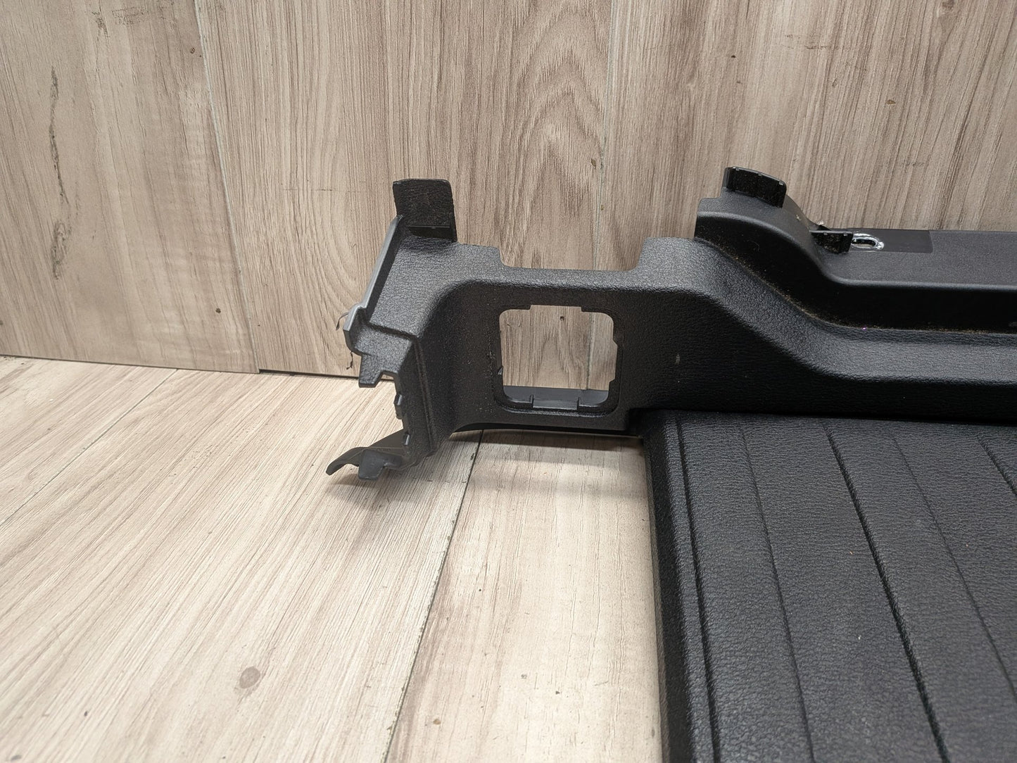 14-18 OEM BMW X5 F15 X5M F85 Rear Flap Trunk Sill Trim Scuff Plate Cover Panel