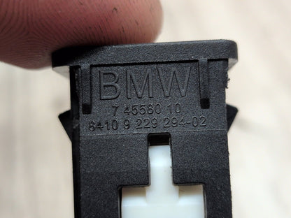2016-2019 BMW 740Li G12 AUX/ USB Charger Port Socket 9229294 OEM