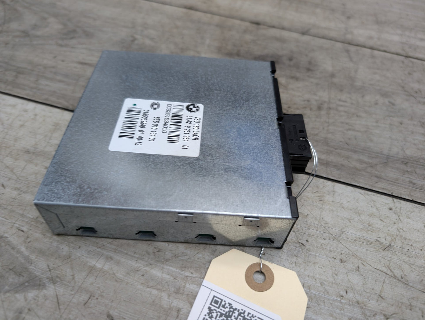14-18 OEM BMW F06 F10 F12 F13 F25 F30 VSU180 Voltage Converter Control Module