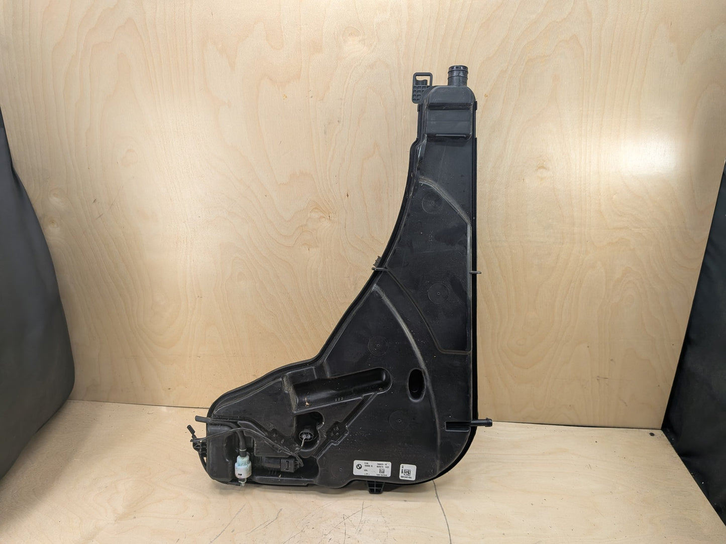 OEM BMW F97 F97 X3 X4 X3M X4M Windshield Wipe Washer Bottle Tank Reservoir