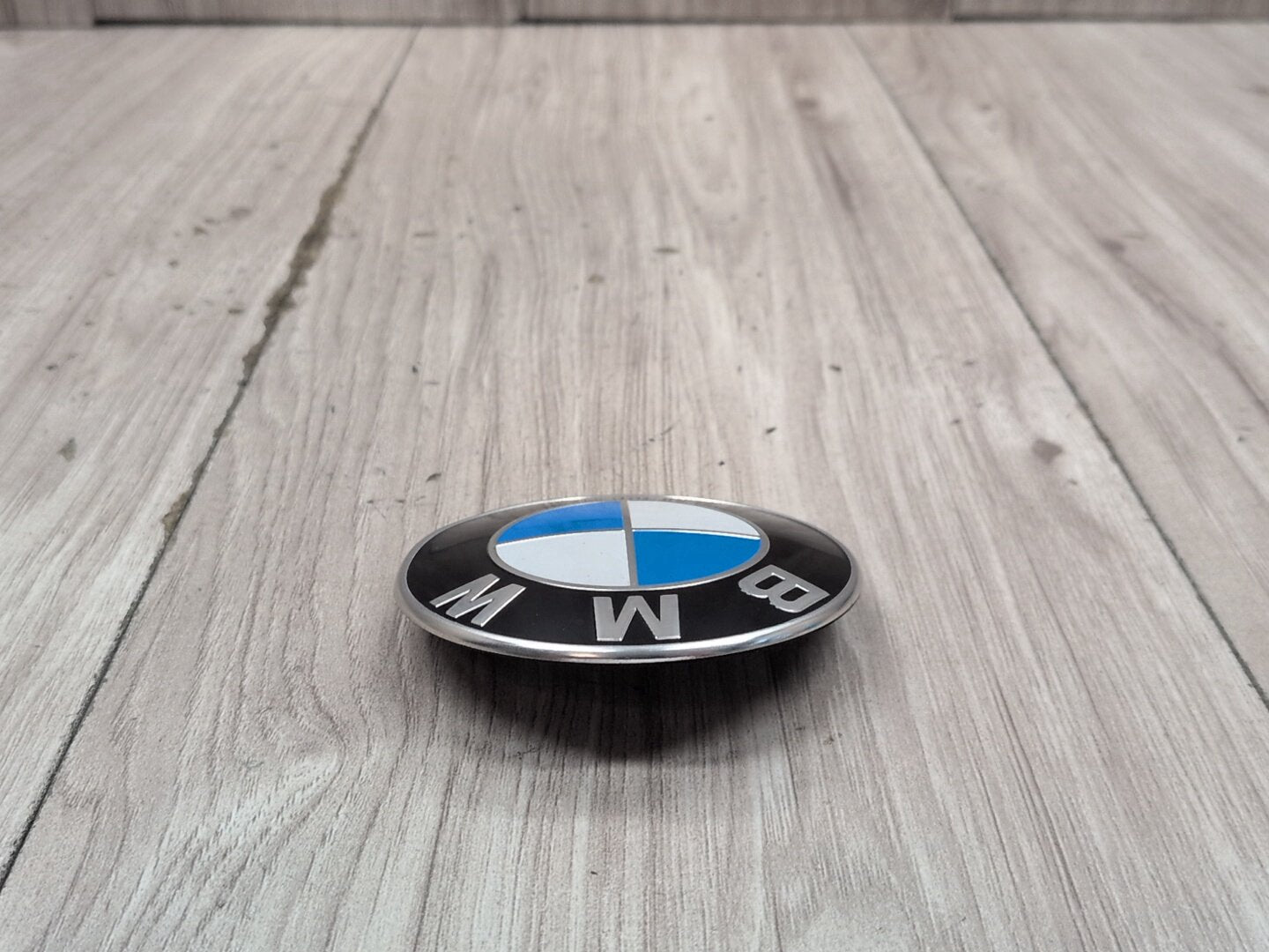 OEM BMW E82 E92 F02 F10 F22 F30 F44 F82 Rear Trunk Lid Round Emblem Logo 82MM