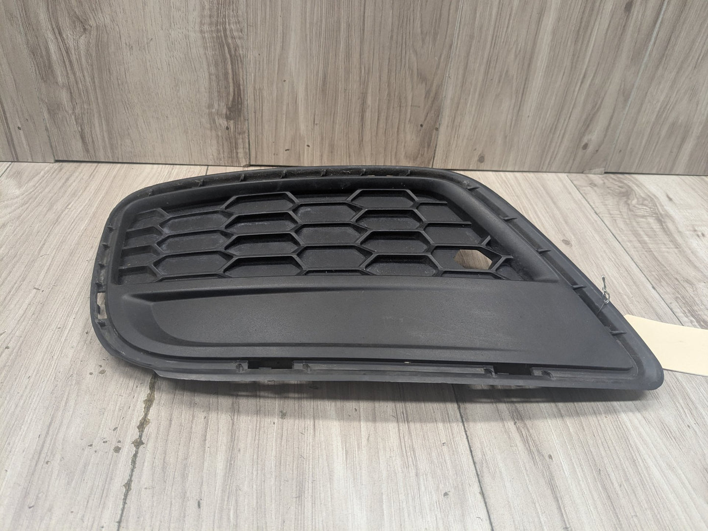 2011 - 2017 BMW X3 F25 Front Left Driver Bumper Cover Grille 8050445 N20B20O0